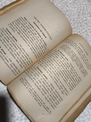 HISTORIA DEL ESPAÑOL - LIBRO ANTIGUO AÑO 1945