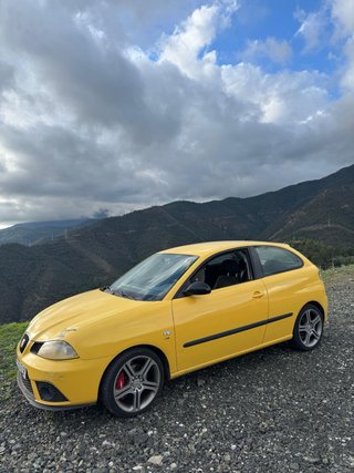 Llantas Ibiza FR con neumáticos nuevos