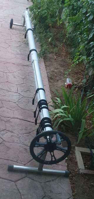 Enrollador telescópico con manivela, hasta 10 m.