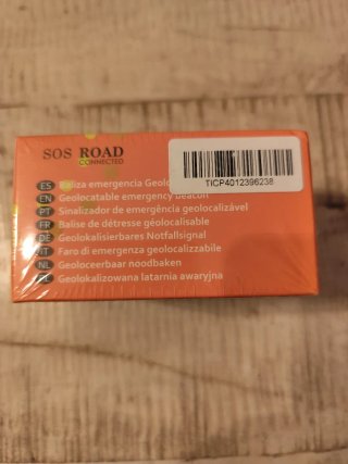 Baliza V16 SOS ROAD Conectada DGT Nueva a estrenar