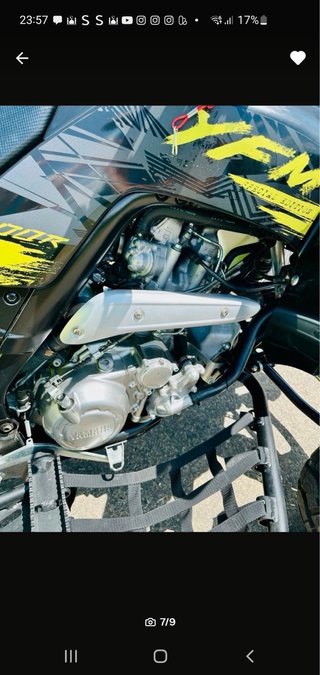 Quad Negro y verde Off-road