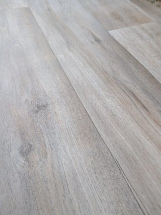 Suelo vinílico imitación madera