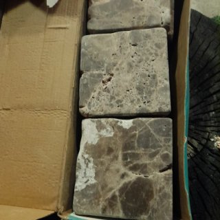 Mármol travertino  10x 10 ( 30 u) 2.50€ /u