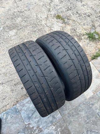 Lote de 12 neumáticos Slicks