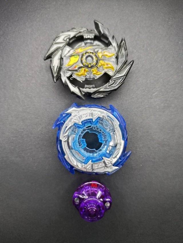 Beyblade Burst Super Hyperion Takara Tomy