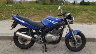 Suzuki GS500 (2005)