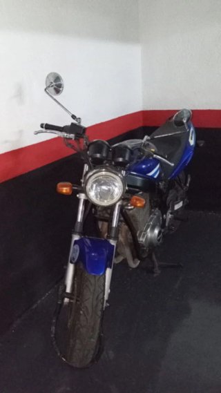 Suzuki GS500 (2005)