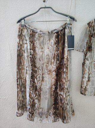 Conjunto Blusa y Falda Fresquito y Ligero Nuevo