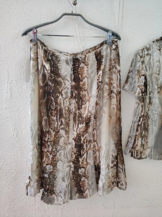 Conjunto Blusa y Falda Fresquito y Ligero Nuevo