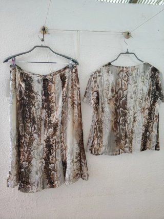 Conjunto Blusa y Falda Fresquito y Ligero Nuevo
