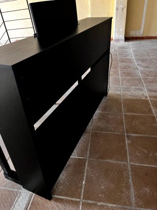 Piano Yamaha y Banqueta
