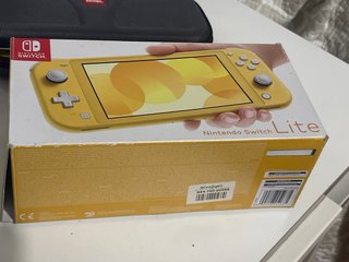 Nintendo Switch Lite Amarillo +funda+ protector