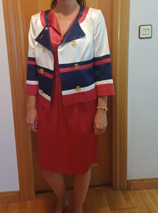 Traje de fiesta rojo