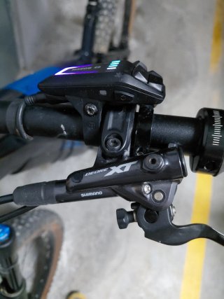 Bicicleta Eléctrica Montaña CUBE