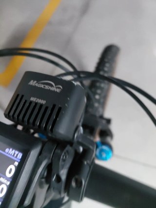 Bicicleta Eléctrica Montaña CUBE