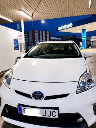 Toyota Prius 2015