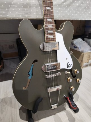 Epiphone Casino Olive Guitarra Electroacústica