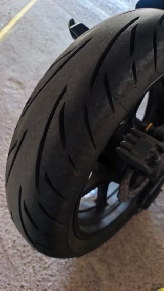 Kawasaki ER6N 2011