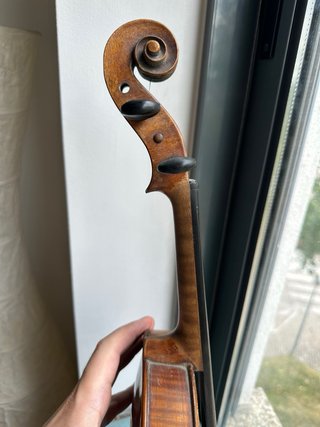 Violino antigo para restauro