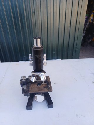 Microscopio antiguo MARDELEY