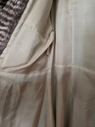 Abrigo pelo sintético, gris y blanco