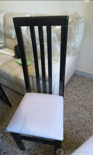 Tavolo Ovale Vetro Nero con 6 Sedie