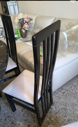 Tavolo Ovale Vetro Nero con 6 Sedie