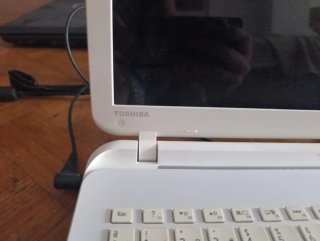 Ordenador Toshiba Blanco para piezas