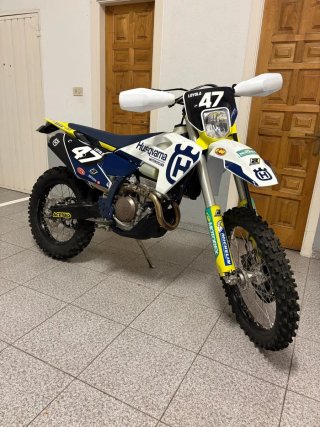 Husqvarna 350 Enduro Moto