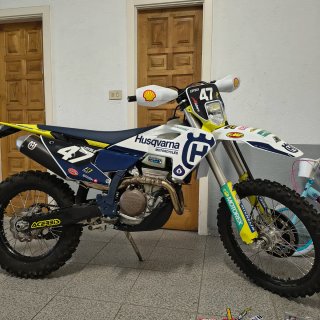 Husqvarna 350 Enduro Moto
