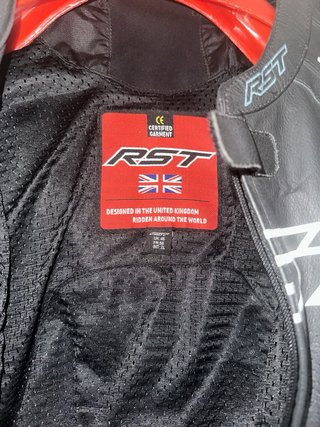 Mono de moto RST S-1