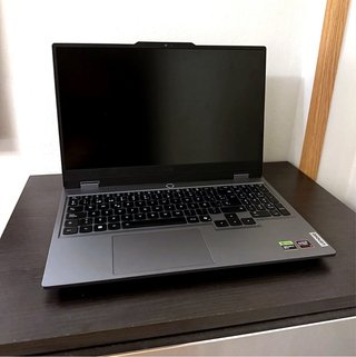 Lenovo LOQ RTX 5050 Ryzen 7 24GB RAM
