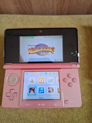 Nintendo 3DS Rosa + 4 Giochi + Caricatore