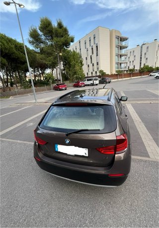 BMW X1 sDrive 18d automático- 136 CV| Muy bien cui