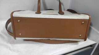 Bolso Guess Beige y Marrón