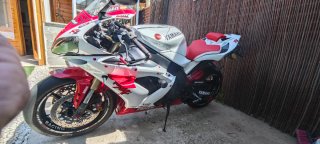 Yamaha R1 2004