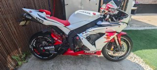 Yamaha R1 2004