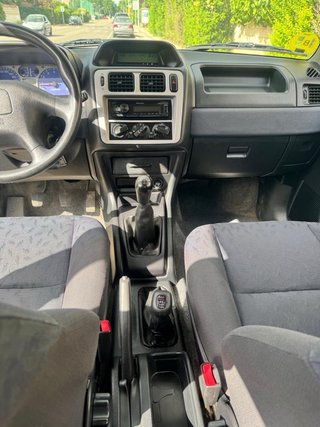 Mitsubishi Montero 2001