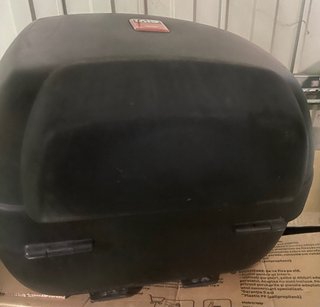 Baúl Top Case Givi Negro