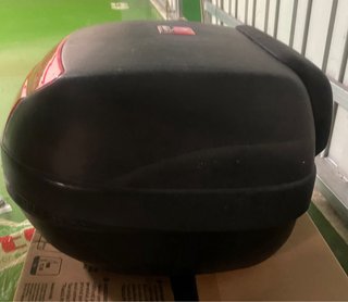 Baúl Top Case Givi Negro