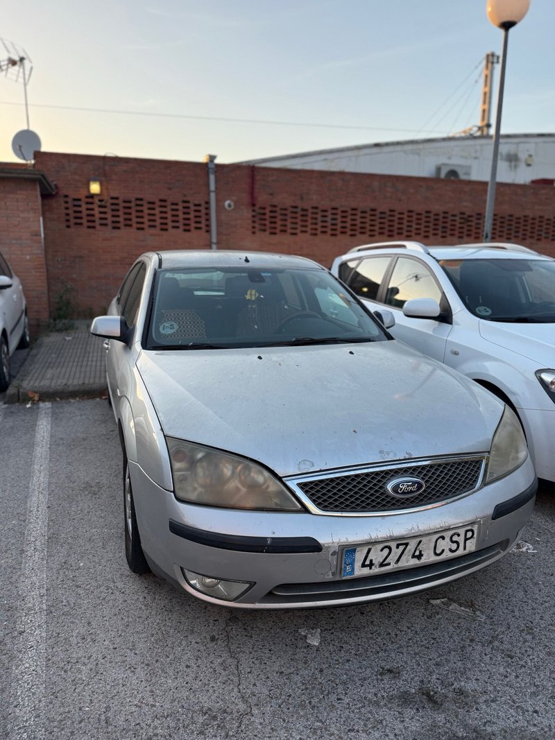 Ford Mondeo 2004 - foto 1