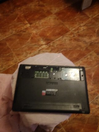 Portátil Asus F552CP pantalla consumida