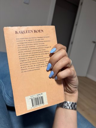 Libro El Oscuro Espejo de los Dias Felices