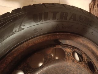 4 Ruedas Invierno Goodyear UltraGrip Performance+