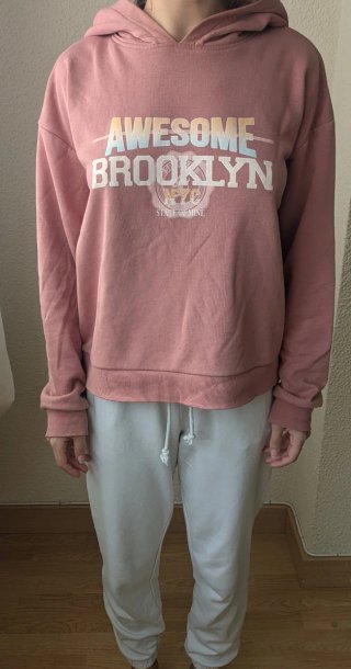 Sudadera Rosa con Estampado