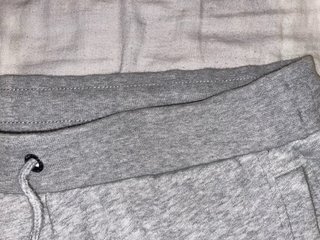Pantalón corto chándal Tommy Hilfiger Talla L.
