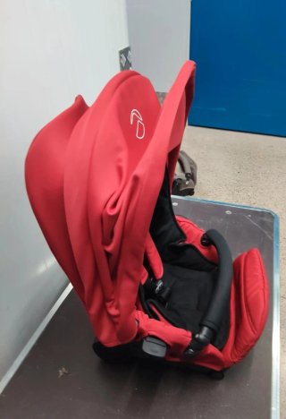 Silla de Paseo Ergonomica Jane Muum Roja y Negro