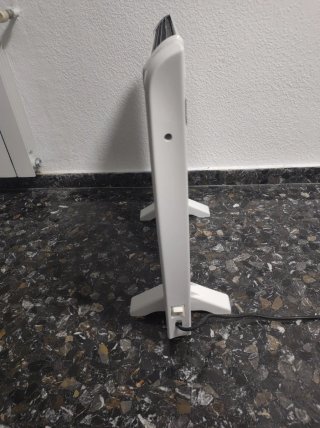 Estufa eléctrica blanca