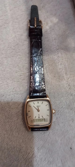 Citizen Ana-Digi Reloj Analógico-Digital