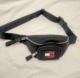 Riñonera Tommy Jeans Negra Mujer